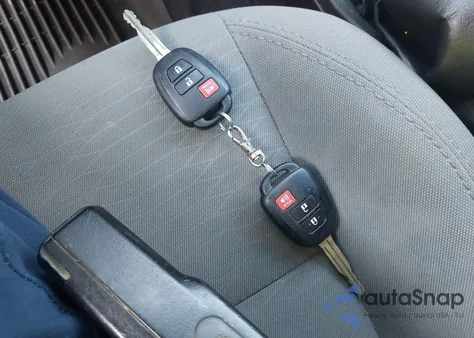 2017 Toyota Tacoma Sr5 V6 из США, поврежденный, VIN 3TMAZ5CN5HM051985